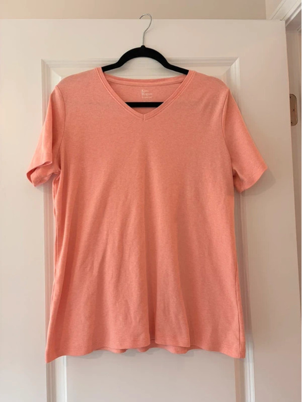 Kim Rogers Perfectly Soft Coral Pink V-Neck T-Shirt Women’s Large
